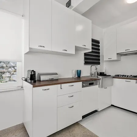 Amazing In With Wifi *