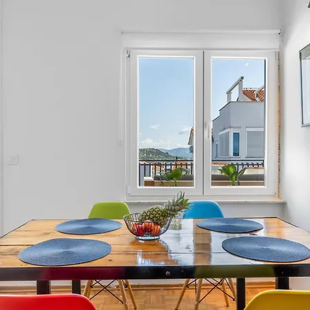 Amazing In With House Sea View Holiday home